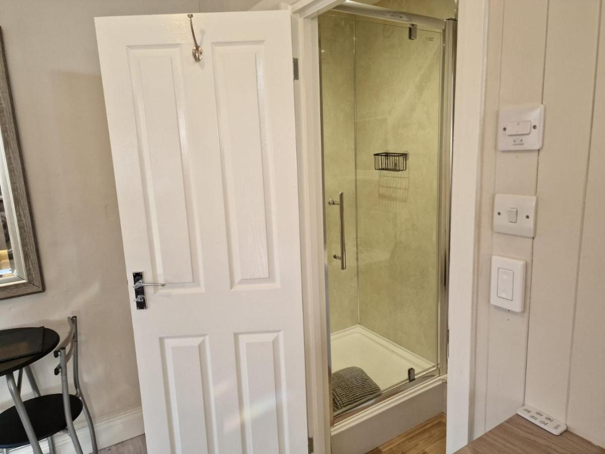 Carlisle Central, Cute Studio Appt, The Cupboard Exteriör bild
